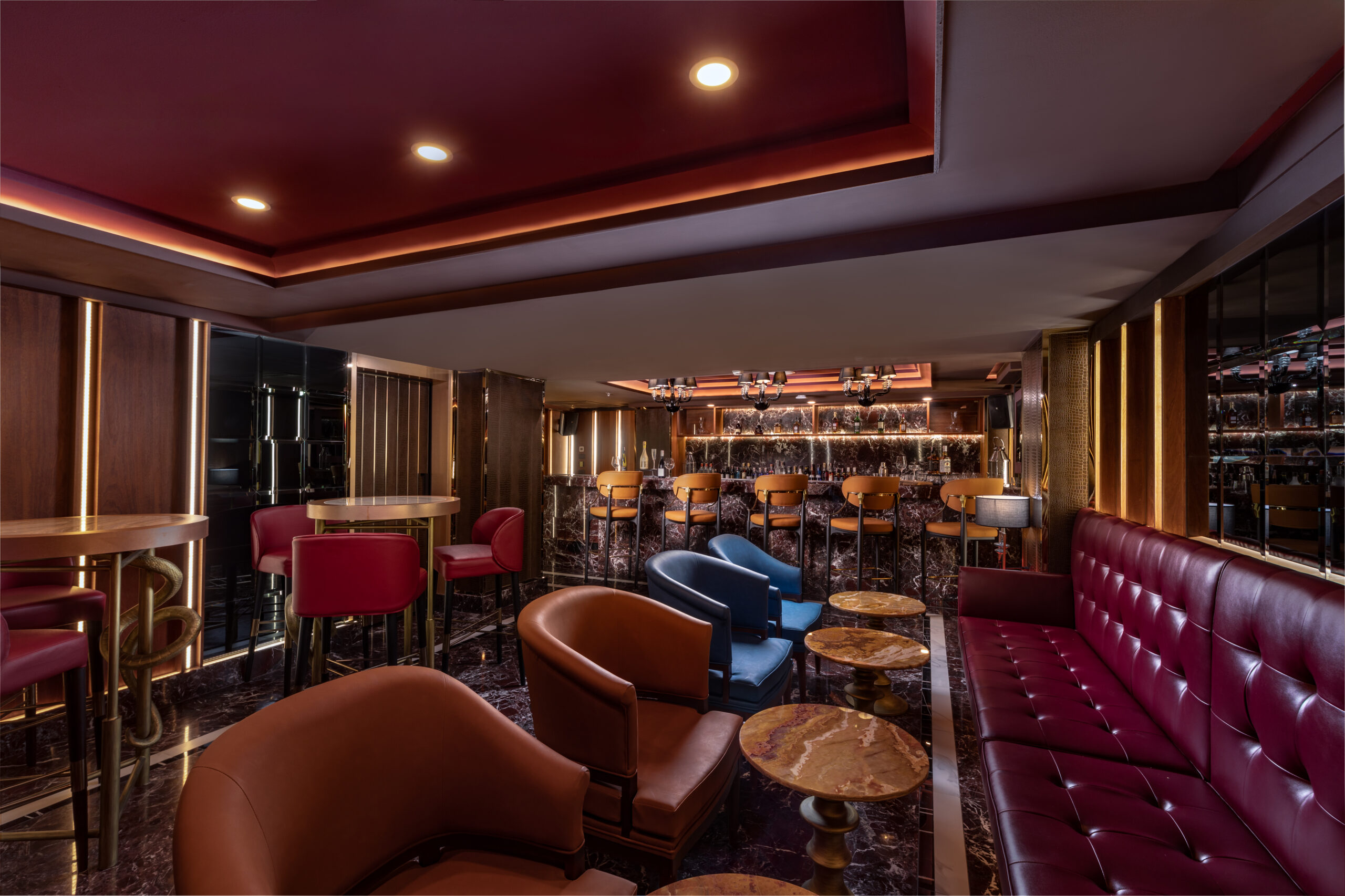 The Mini Bar <br src=