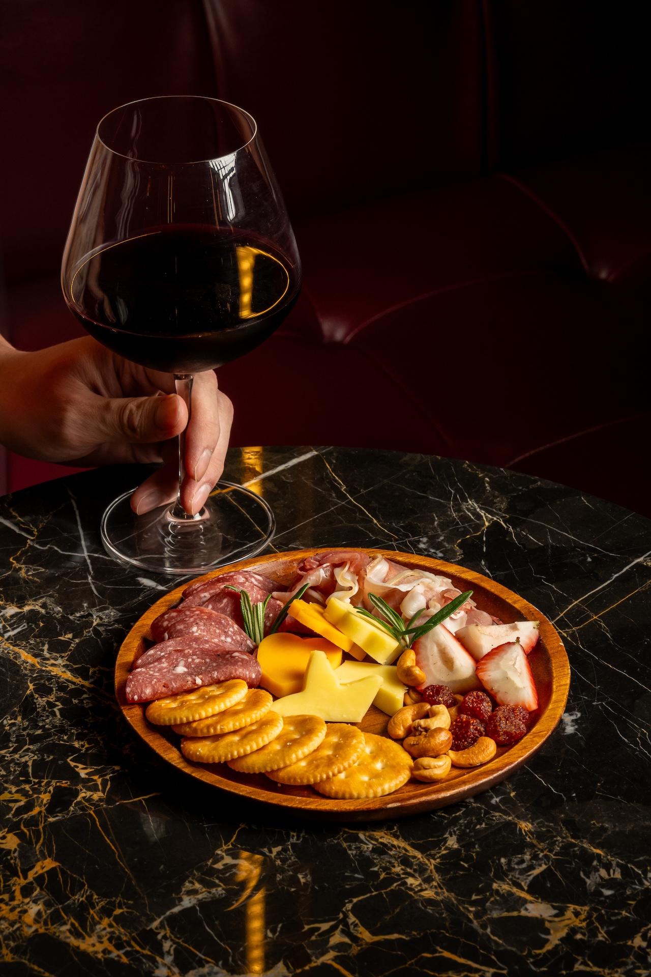 The Mini Bar <br src=