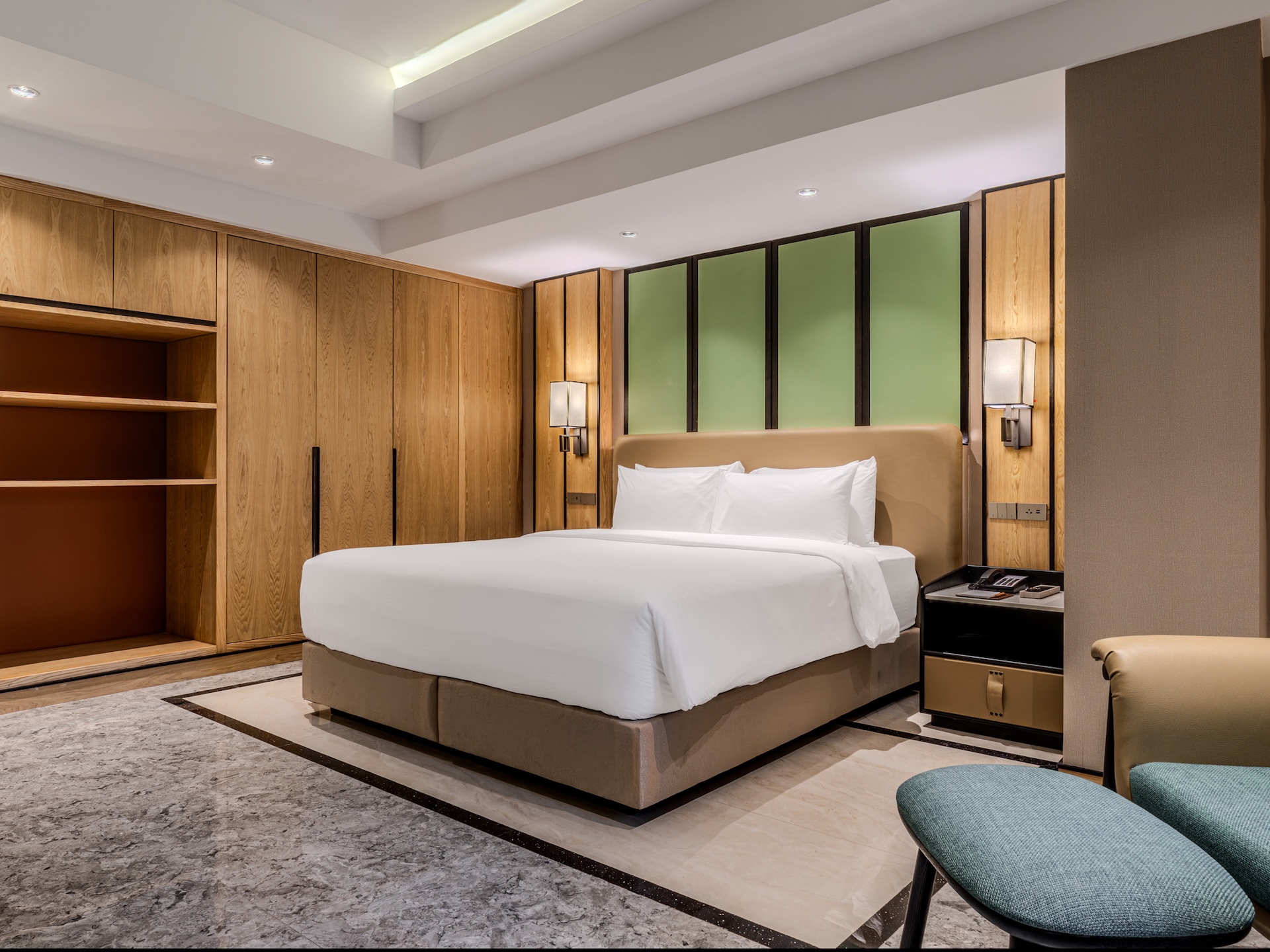 One-Bedroom Premier Corner Suite