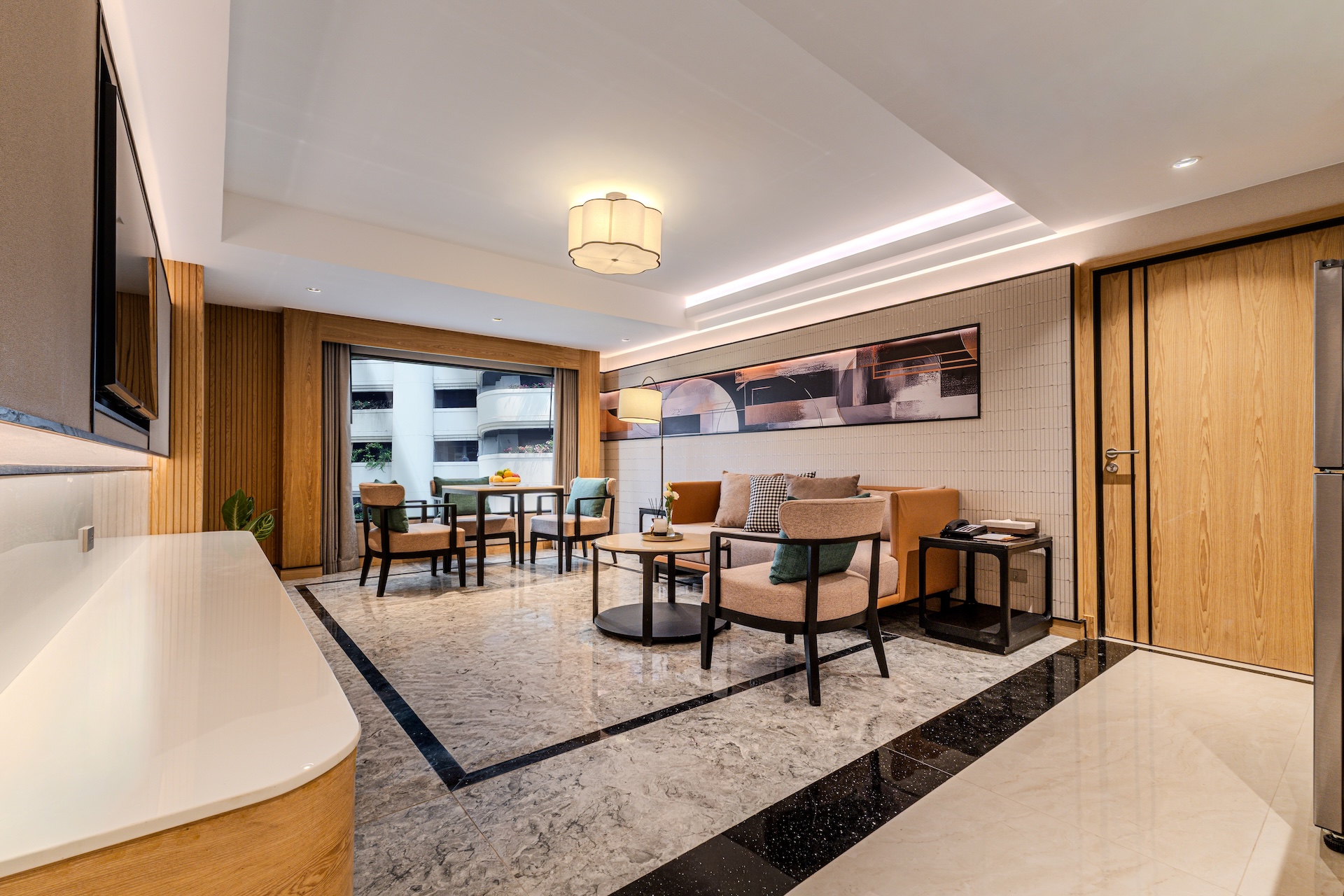 One-Bedroom Premier Corner Suite