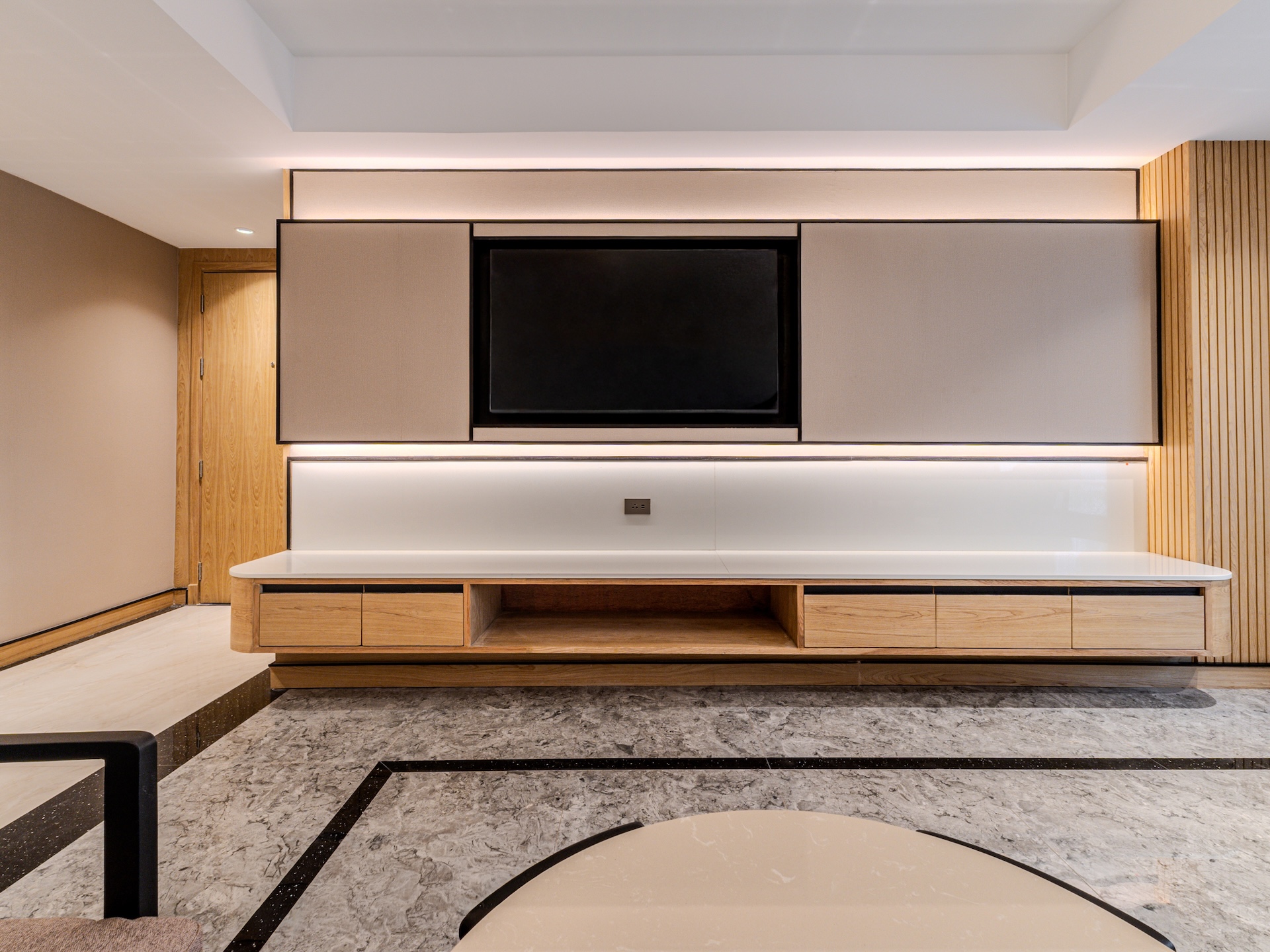 One-Bedroom Premier Suite